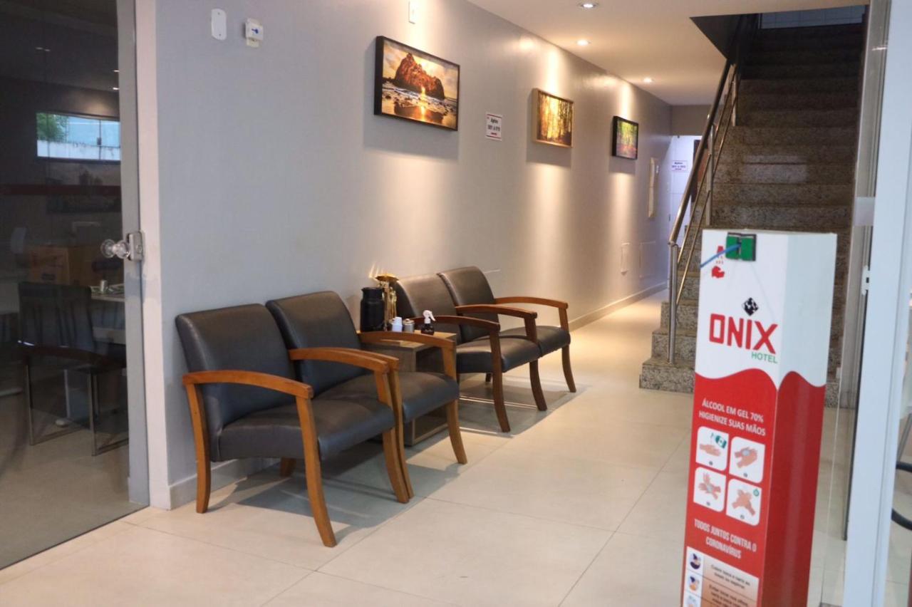 Onix Hotel Aeroporto Lauro de Freitas Buitenkant foto